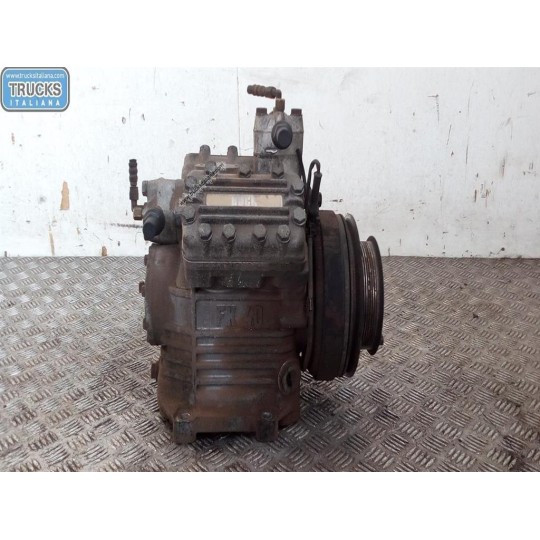 AIR CONDITIONER COMPRESSOR MERCEDES BUS O508 BUS used