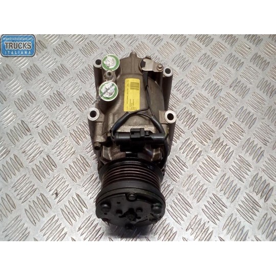 COMPRESSORE ARIA CONDIZIONATA FORD Fiesta 2002>2005 usato