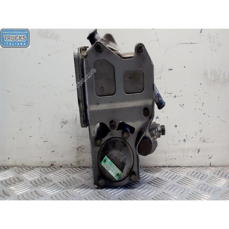 IVECO POMPA IDROGUIDA IVECO EUROCARGO 2005>2008 usato