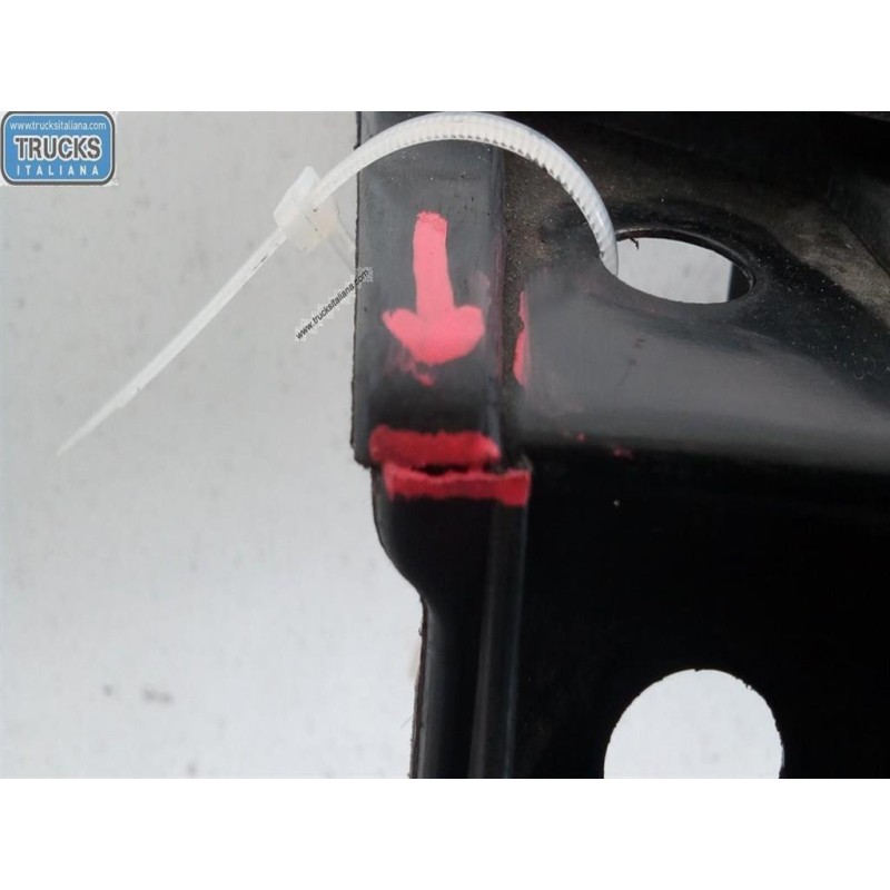 AUDI RIVESTIMENTO ANTERIORE COMPLETO AUDI A6 2004>2008 (C6) usato