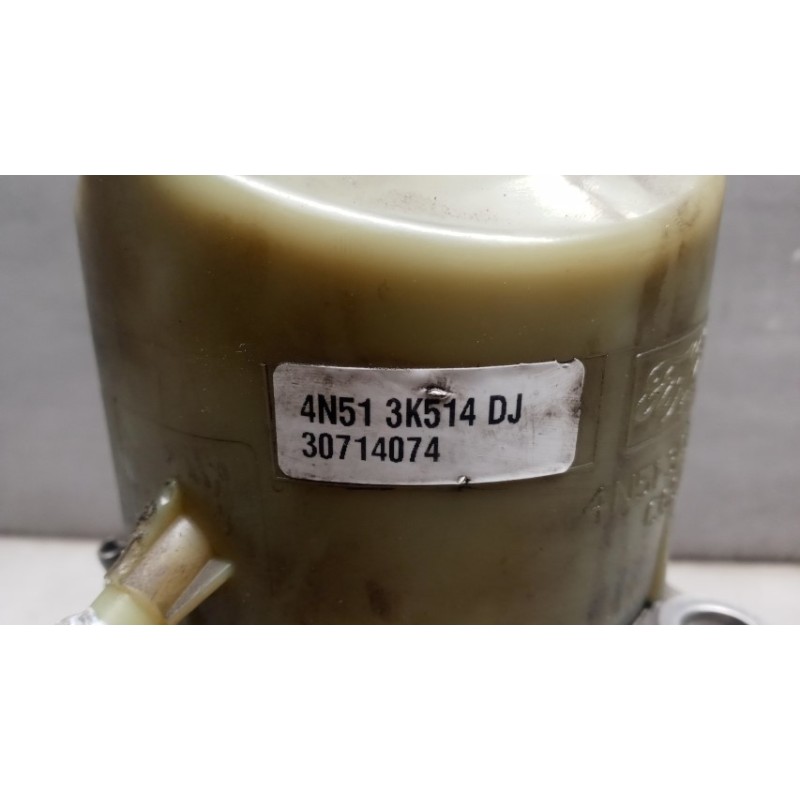 VOLVO STEERING PUMP VOLVO V50 used