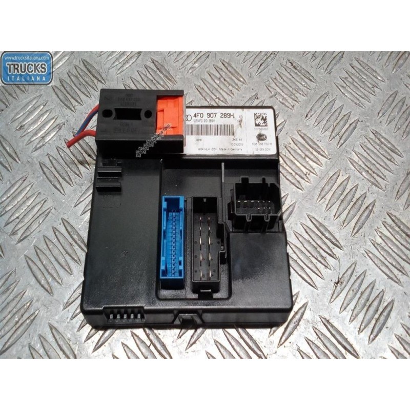 AUDI CENTRALINE VARIE B AUDI A6 2008>2012 (C6) usato