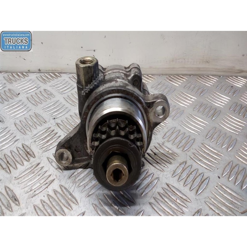 NISSAN STEERING PUMP NISSAN Amera Tino 2000>2006 used