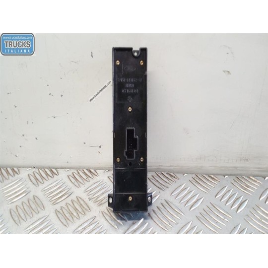 INTERRUTTORI E PULSANTI ALZAVETRI FORD Focus 2005>2007 usato