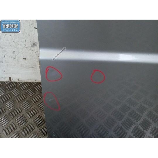 PORTA ANTERIORE DESTRA KIA Sorento 2002>2005 usato