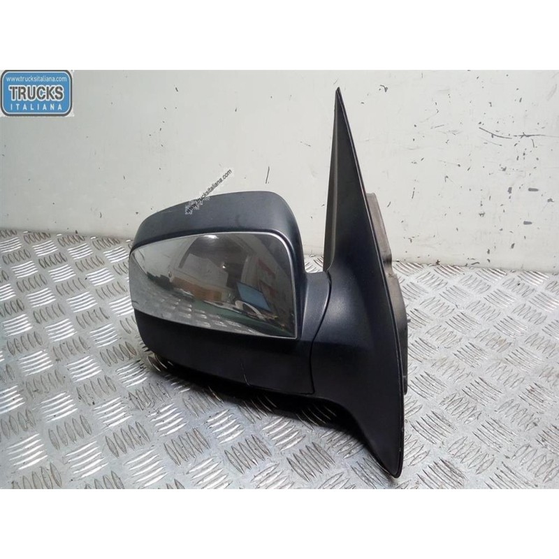 KIA RIGHT ELETRIC REAR-VIEW MIRROR  KIA Sorento 2002>2005 used