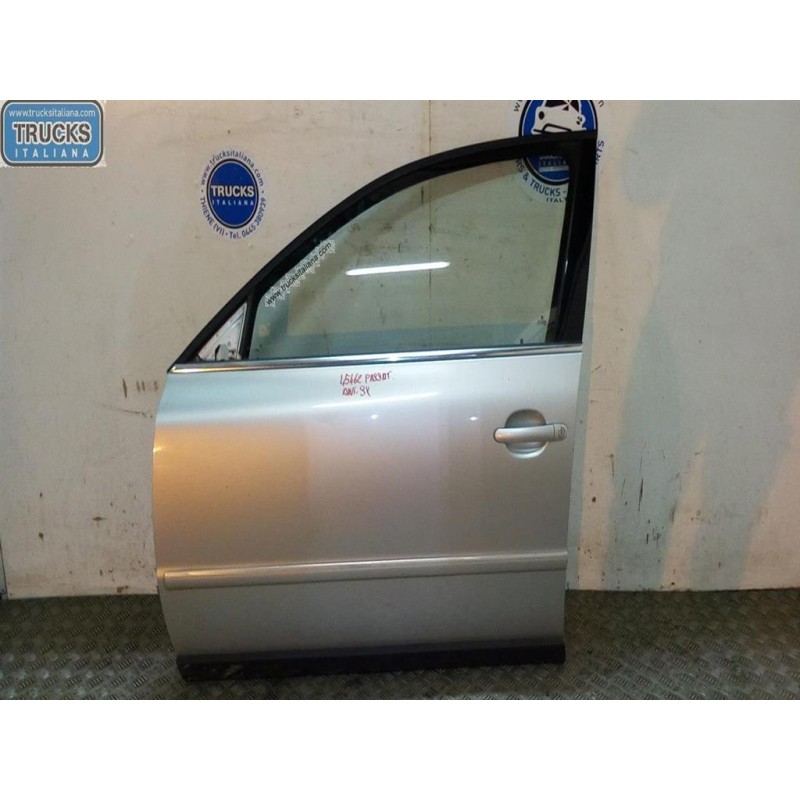 VOLKSWAGEN PORTA ANTERIORE SINISTRA VOLKSWAGEN Passat 2000>2005 usato