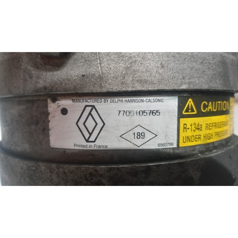 RENAULT van COMPRESSORE ARIA CONDIZIONATA RENAULT van Trafic 2001>2007 usato