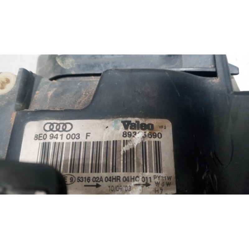 AUDI FRONT LEFT FLASHLIGHT  AUDI A4 2000>2004 used