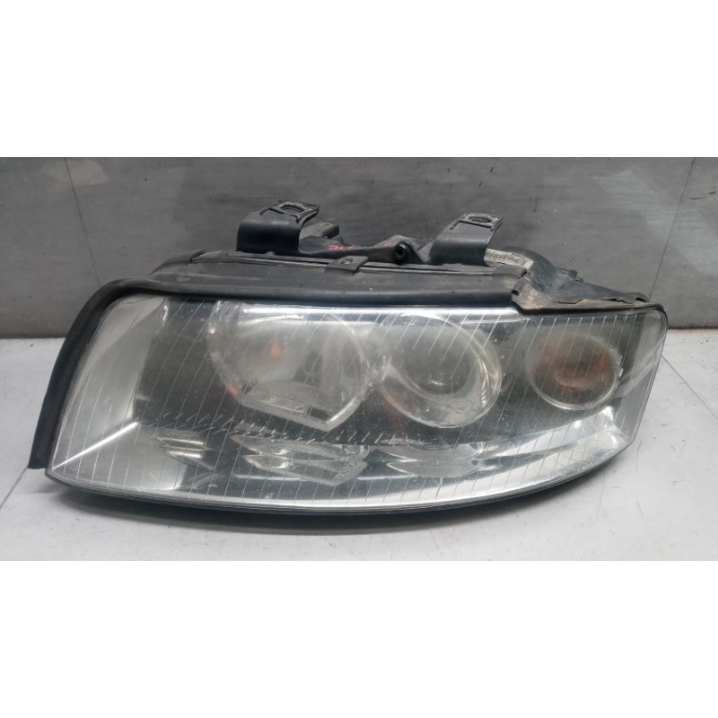 AUDI FARO ANTERIORE SINISTRO AUDI A4 2000>2004 usato