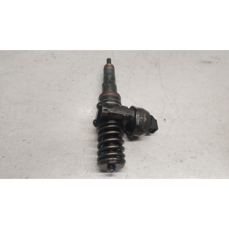 AUDI INJECTORS  AUDI A4 2000>2004 used