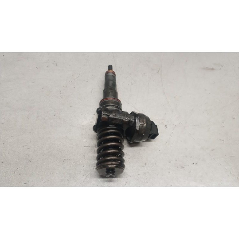 AUDI INJECTORS  AUDI A4 2000>2004 used