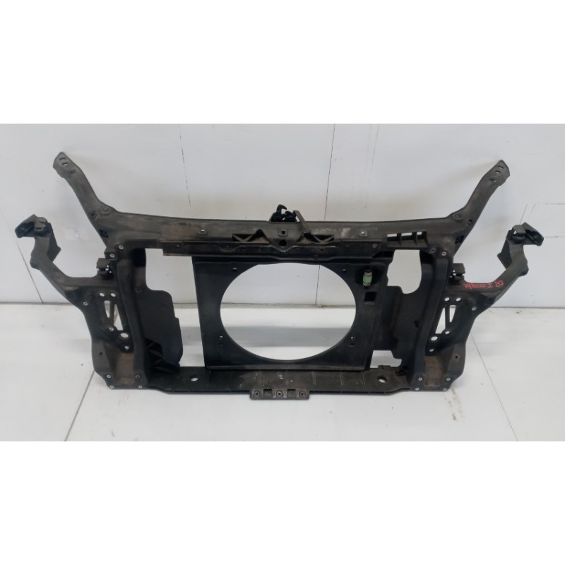 HYUNDAI RIVESTIMENTO ANTERIORE COMPLETO HYUNDAI i20 2008>2012 usato