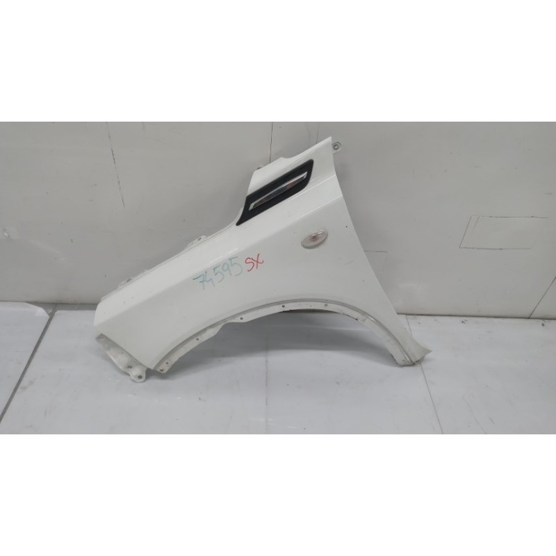 SUZUKI LEFT FRONT MUDGUARD  SUZUKI Vitara 2020> used