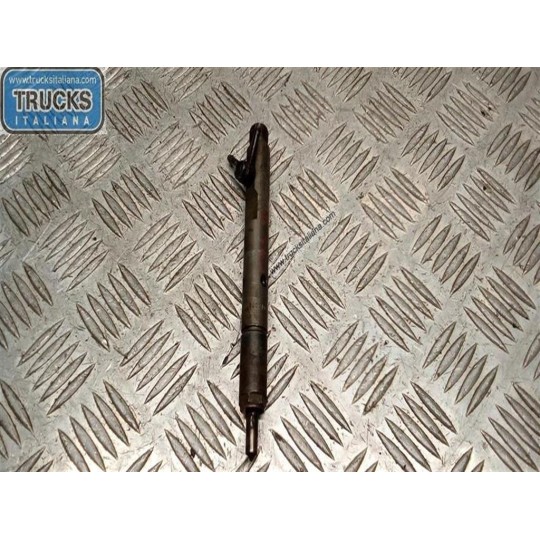 INJECTORS  KIA Carnival 2000>2001 used