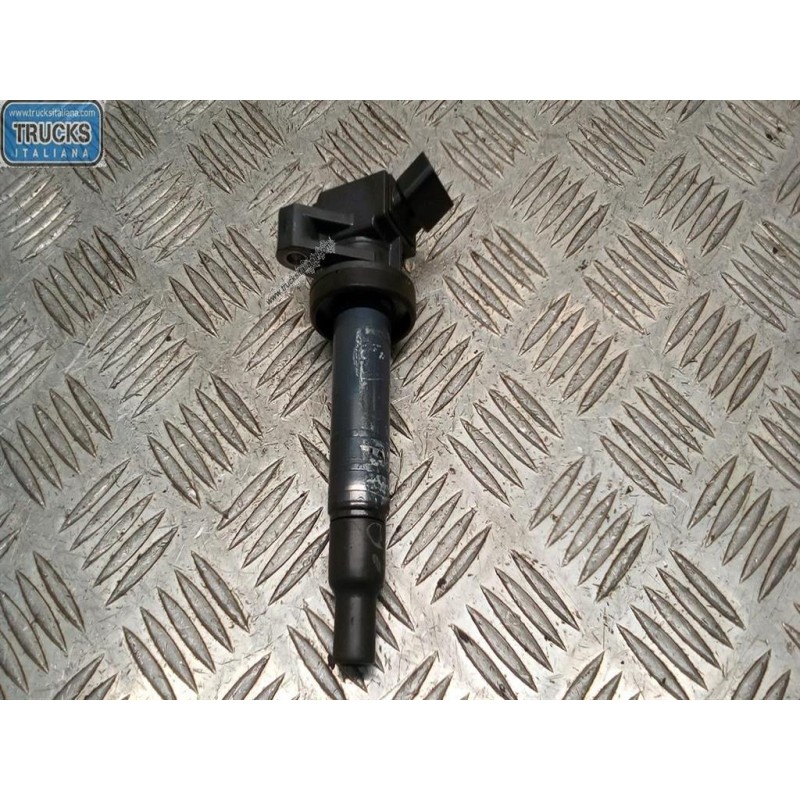 TOYOTA BOBINA TOYOTA Yaris 2005>2008 usato