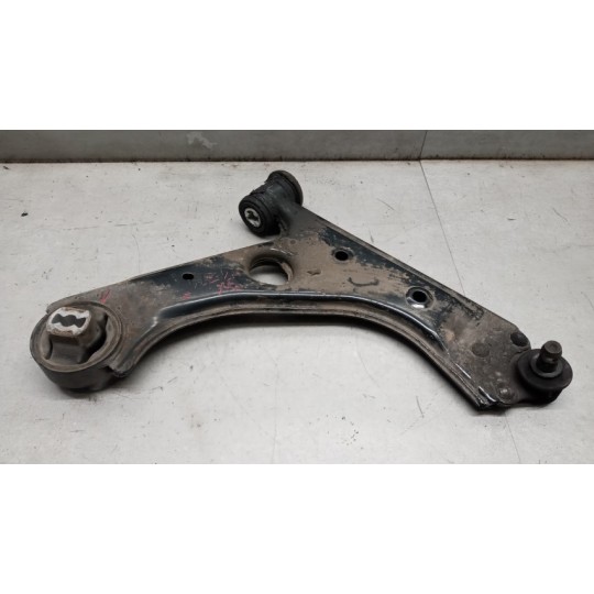 CONTROL ARM FRONT LOWER RIGHT  FIAT van Fiorino 2007>2015 used