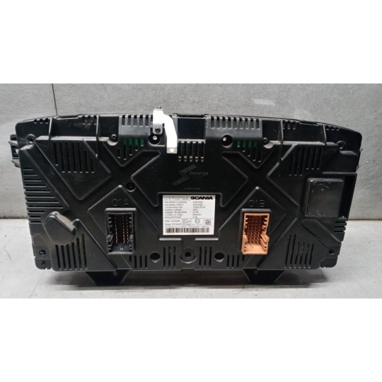 INSTRUMENT PANEL SCANIA Serie R 2014> used