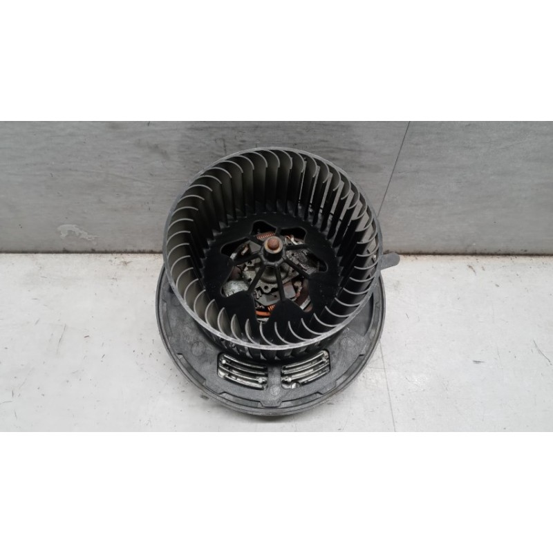 BMW MOTORINO VENTILAZIONE INTERNA BMW Serie 3 (E90/E91) 2005>2008 usato