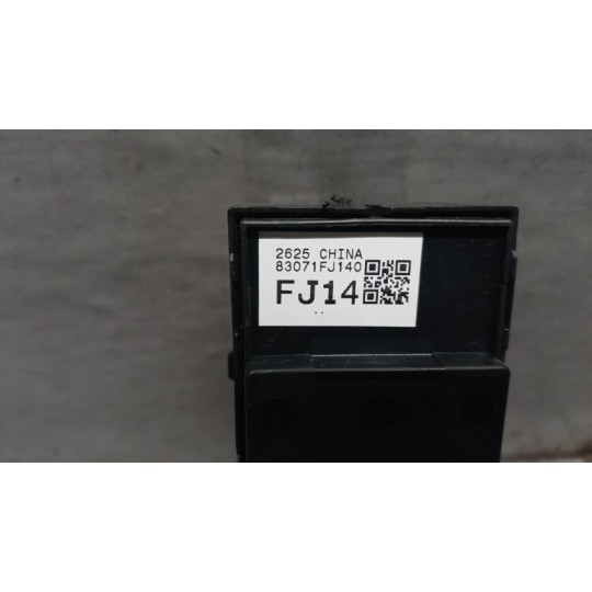 INTERRUTTORI E PULSANTI ALZAVETRI SUBARU XV 2016>2018 usato