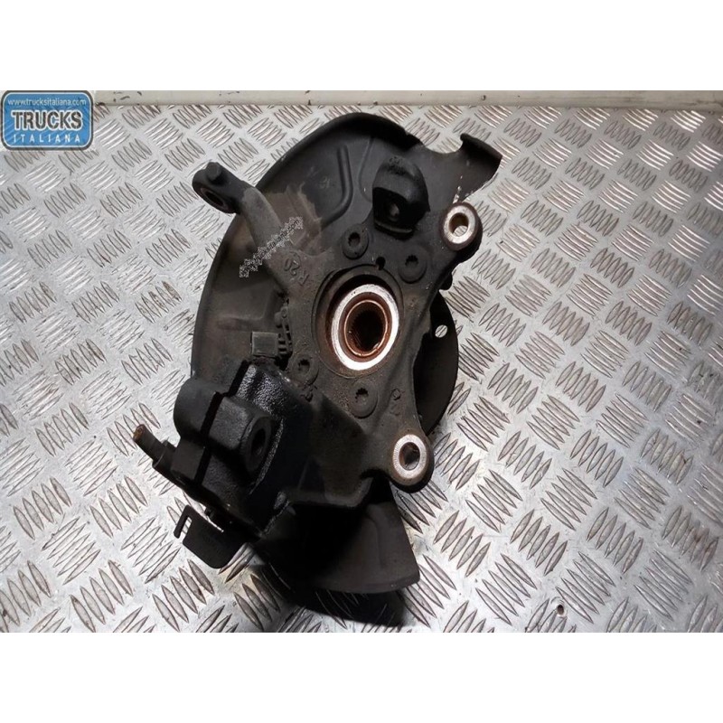 VOLKSWAGEN van MONTANTE COMPLETO DESTRO VOLKSWAGEN van Caddy 2004>2010 usato