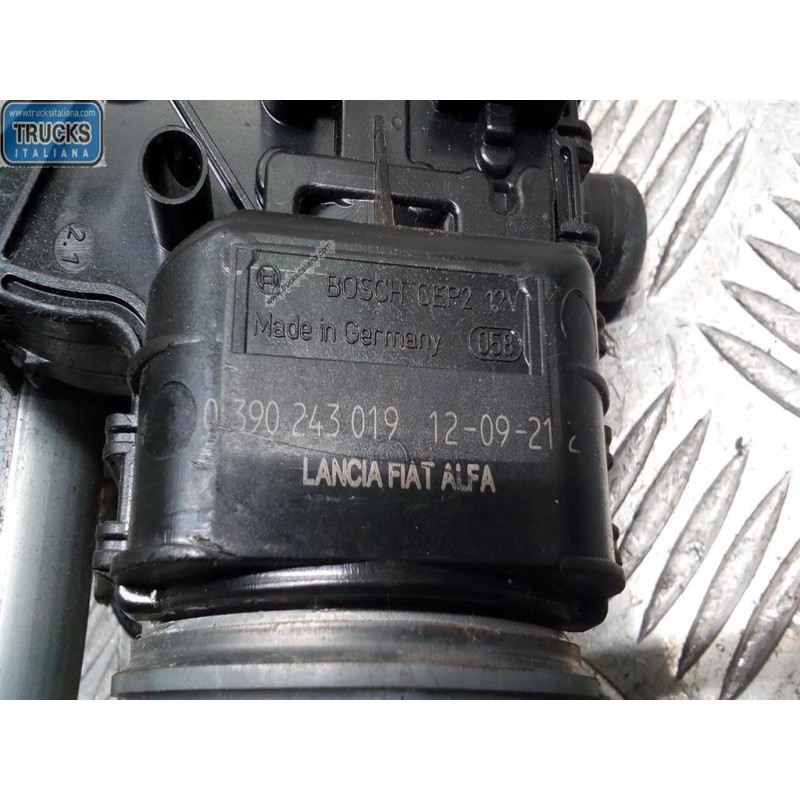 ALFA ROMEO windshield wiper motor ALFA ROMEO Giulietta 2010>2016 used