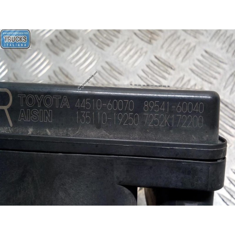 TOYOTA GRUPPO ABS TOYOTA Land Cruiser 120/125 usato