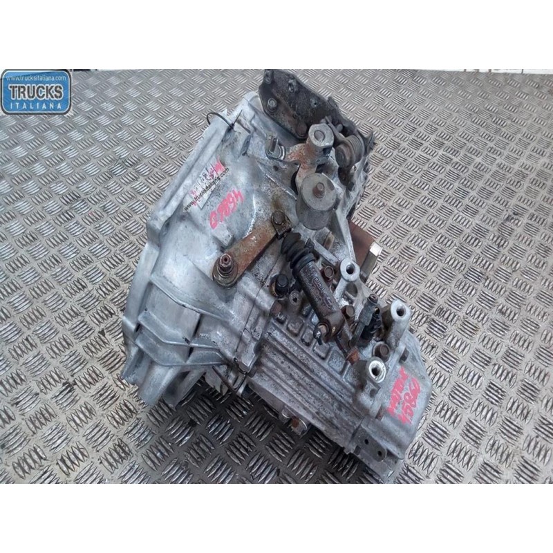 HYUNDAI GEARBOXES  HYUNDAI Matrix 2001> used