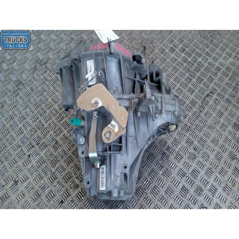 RENAULT CAMBIO RENAULT Megane 2006>2008 usato