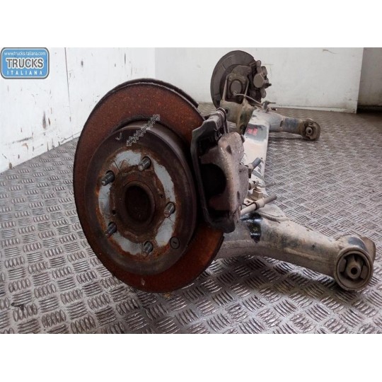 ASSALE POSTERIORE TOYOTA Corolla Verso 2004>2009 usato