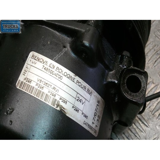 COMPRESSORE ARIA CONDIZIONATA RENAULT truck Premium 2005>2013 usato