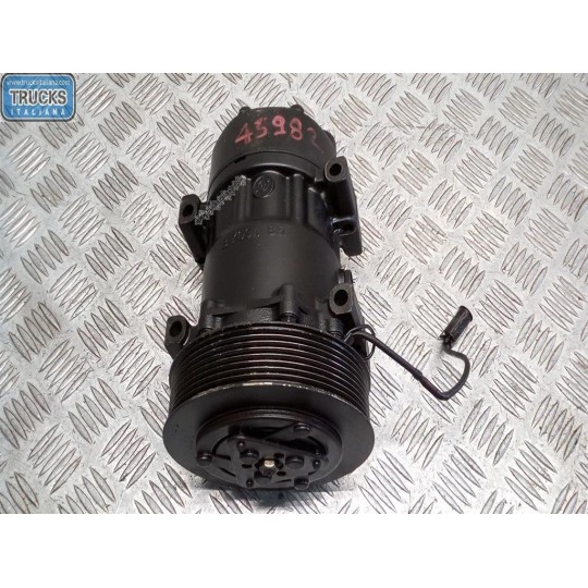 AIR CONDITIONER COMPRESSOR RENAULT truck Premium 2005>2013 used