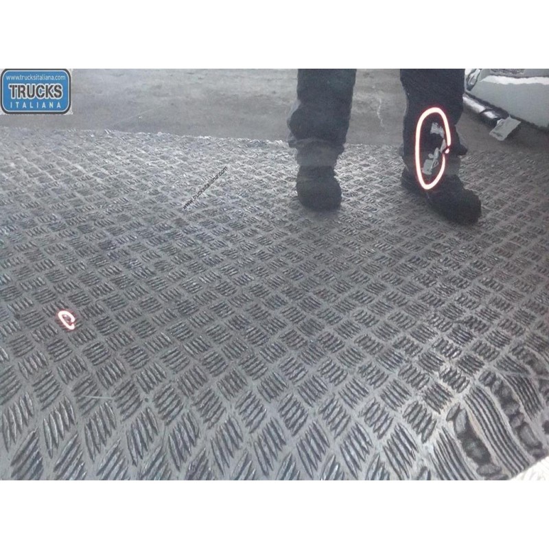 BMW LEFT REAR DOOR  BMW Serie 5 (E60/E61) 2004> used