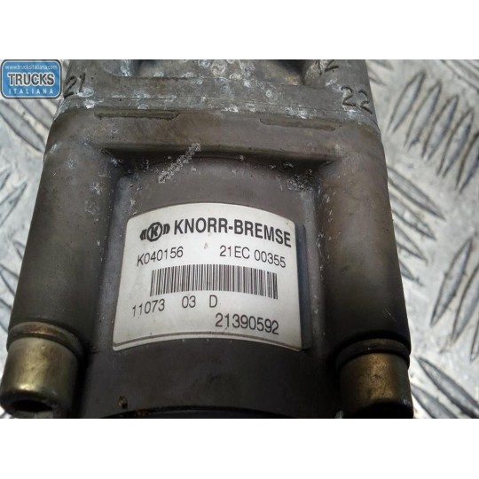 VARIE FRENI 2 RENAULT truck Premium 2005>2013 usato