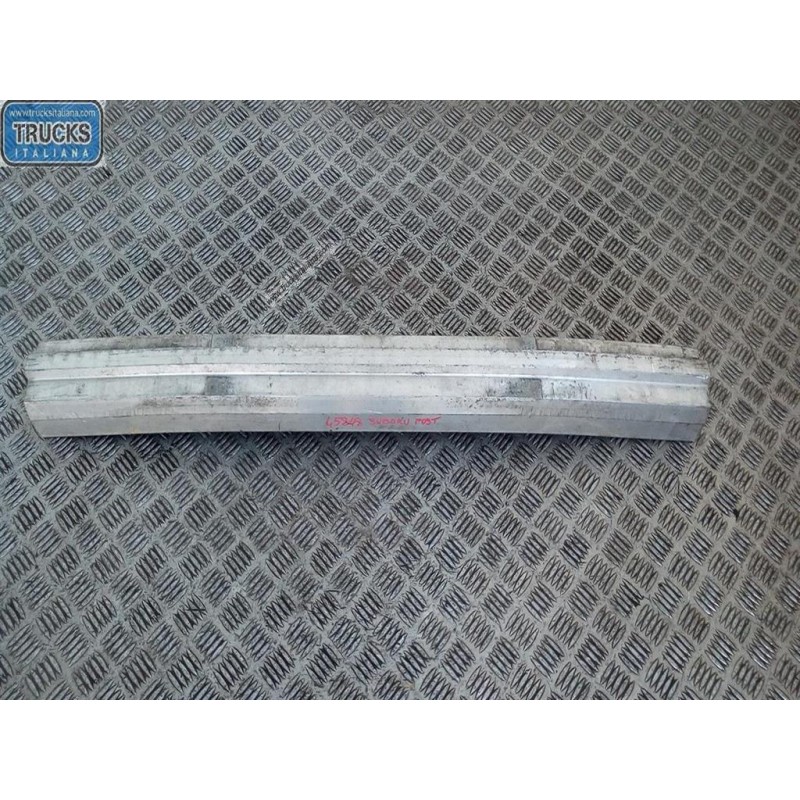 SUBARU TRAVERSA POSTERIORE PARAURTO SUBARU Forester 2002>2008 usato