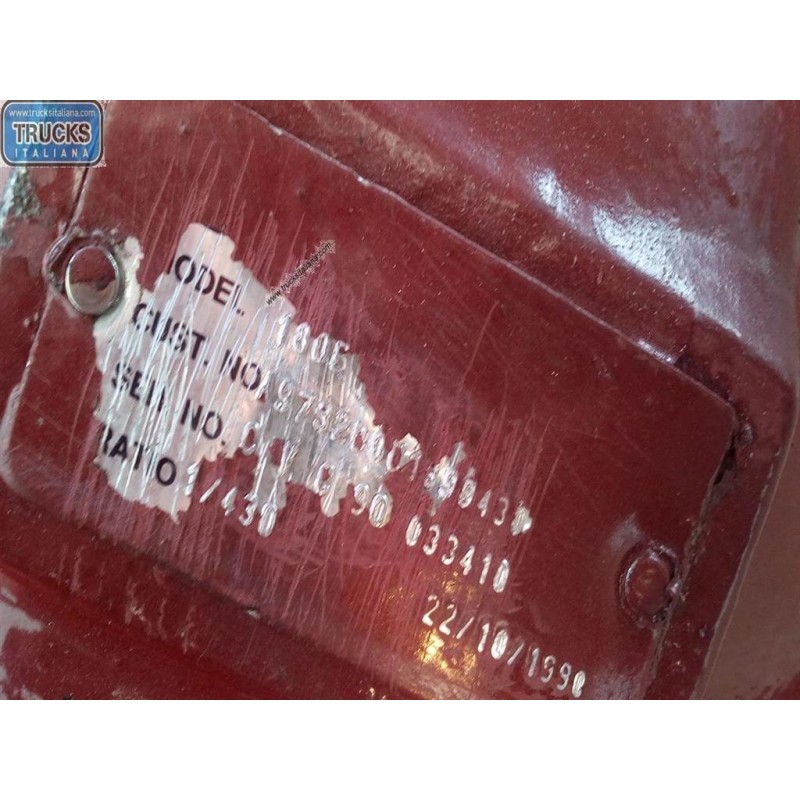 IVECO GRUPPO DIFFERENZIALE POSTERIORE IVECO 190-26 usato