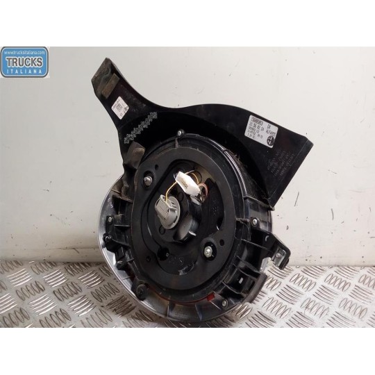 FARO POST ESTERNO LED DESTRO ALFA ROMEO Mito 2008>2011 usato