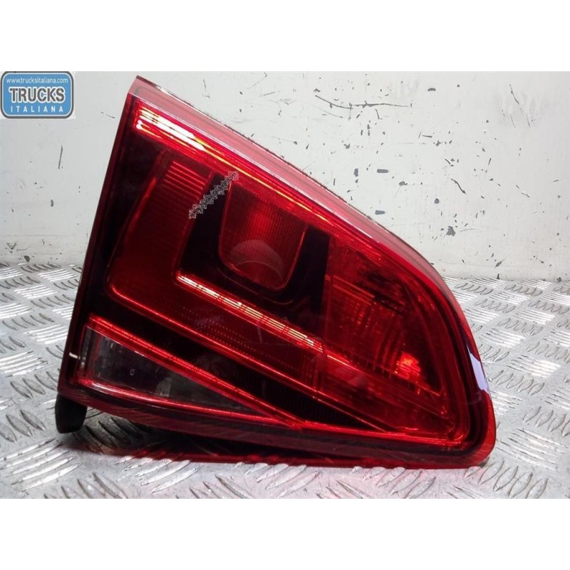 VOLKSWAGEN LEFT REAR LIGHT ON BACK VOLKSWAGEN Golf 7 2012>2016 used