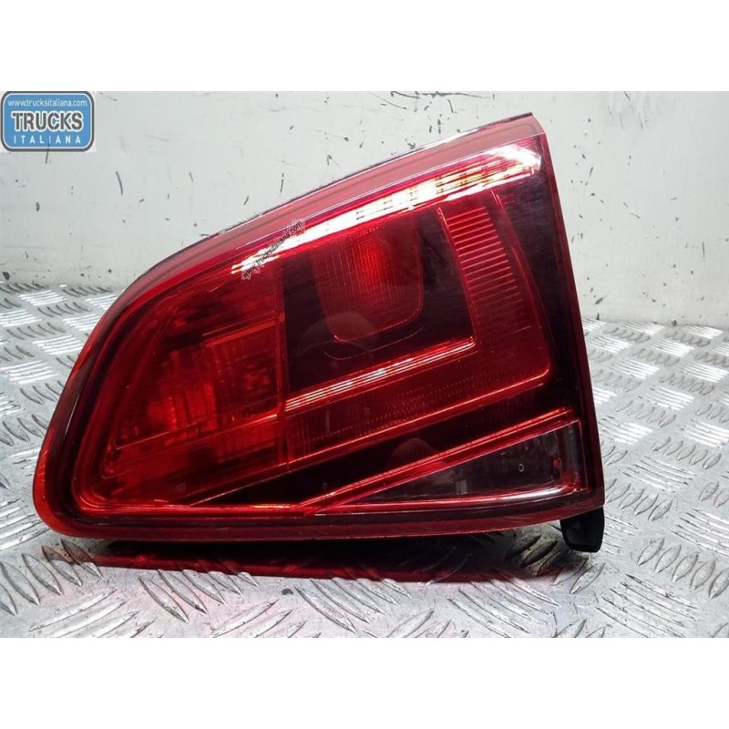 VOLKSWAGEN RIGHT REAR LIGHT ON BACK  VOLKSWAGEN Golf 7 2012>2016 used