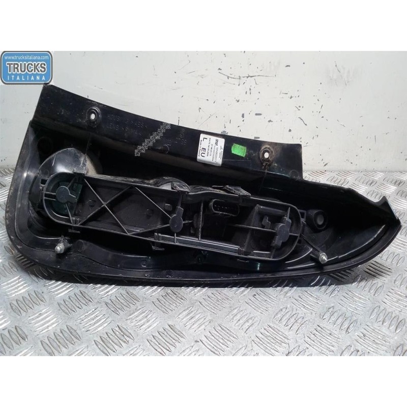 SMART LEFT REAR LIGHT 
 SMART Forfour 2004>2006 used