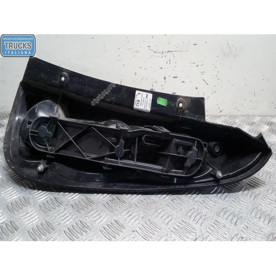 FARO POSTERIORE ESTERNO SINISTRO SMART Forfour 2004>2006 usato