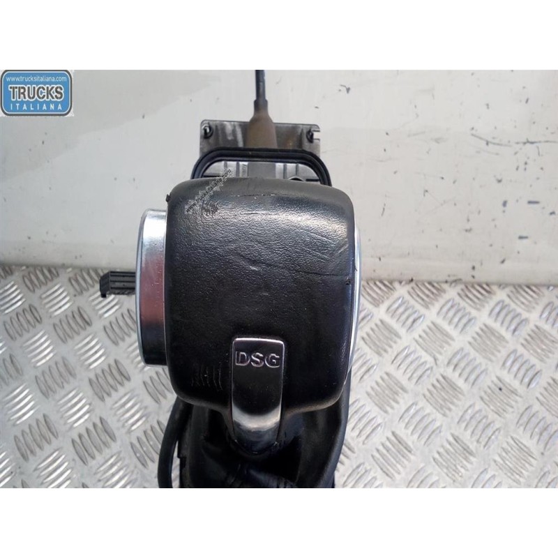 VOLKSWAGEN LEVER VOLKSWAGEN Passat 2005>2010 used
