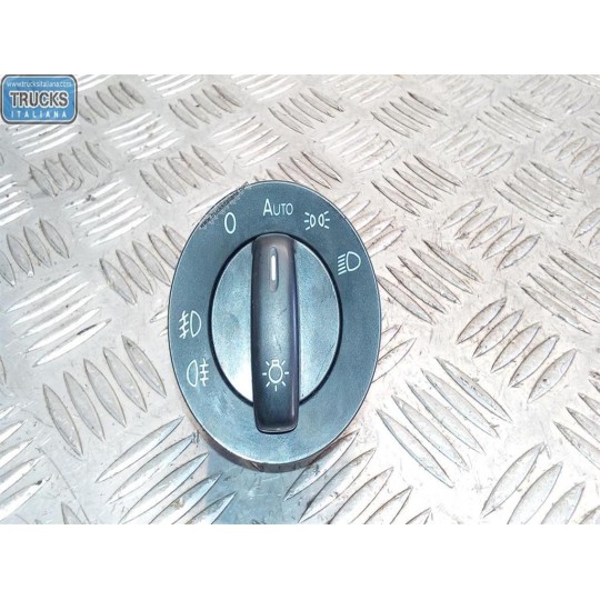 BLOCCO LUCI VOLKSWAGEN Passat 2005>2010 usato