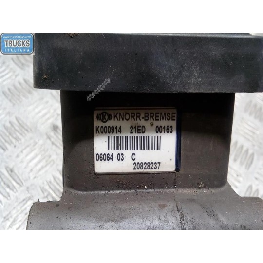 VARIE FRENI 2 VOLVO truck FH13 usato