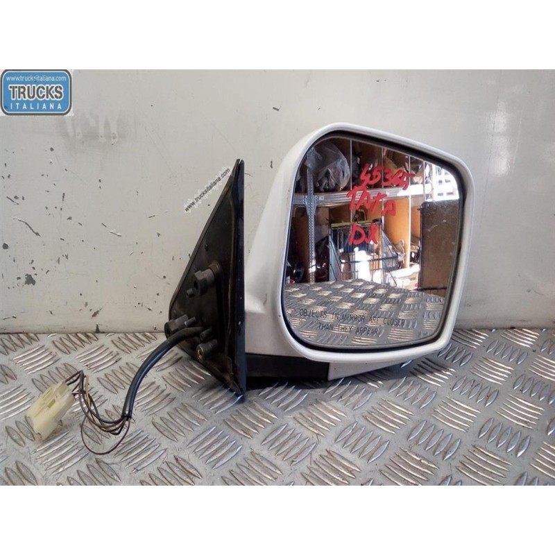 TATA RIGHT ELETRIC REAR-VIEW MIRROR  TATA Xenon 2008> used