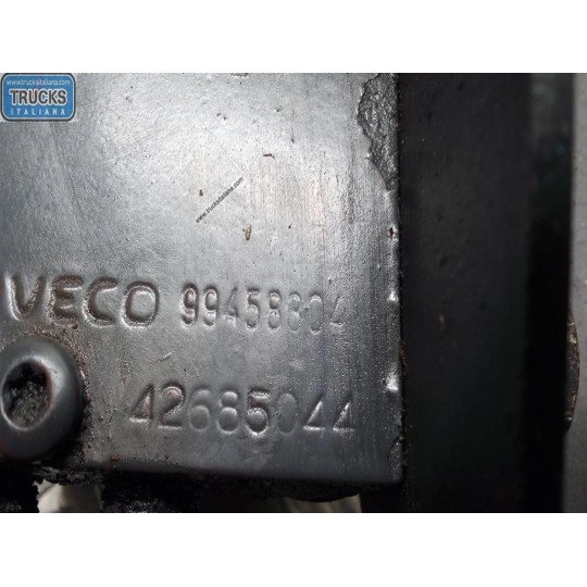 CAB LIFT PUMP  IVECO EUROTECH used