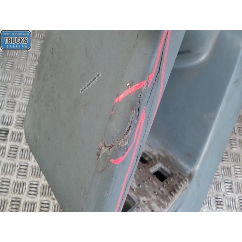 DAF PEDANA SALITA A/SX DAF 85CF usato