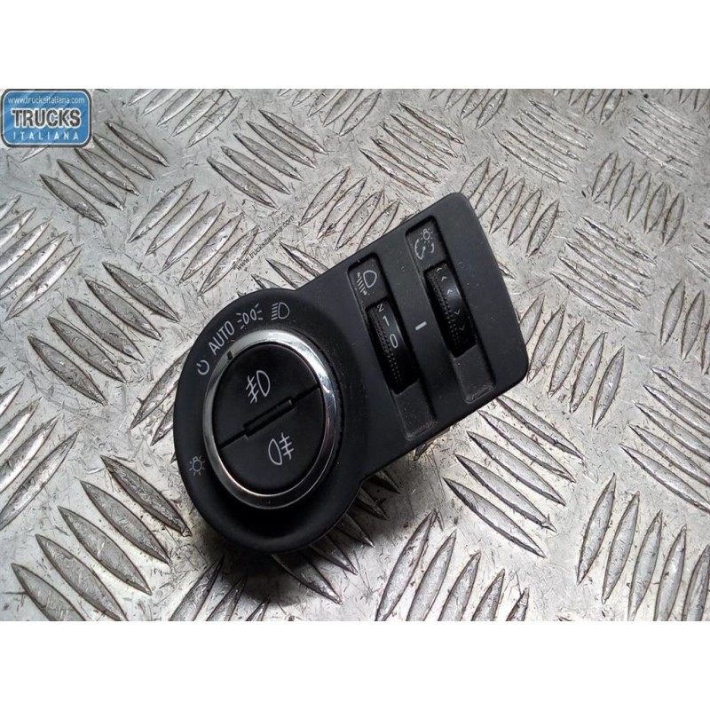 OPEL BLOCCO LUCI OPEL Insignia 2009>2012 usato