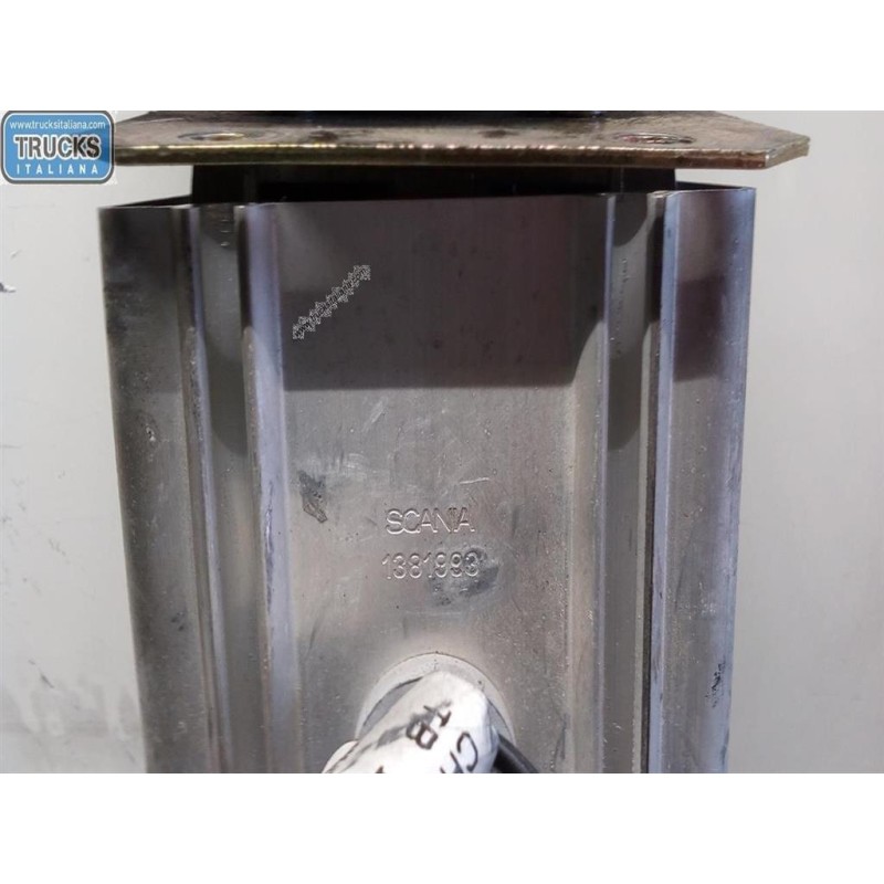 SCANIA LEVER SCANIA 94 used