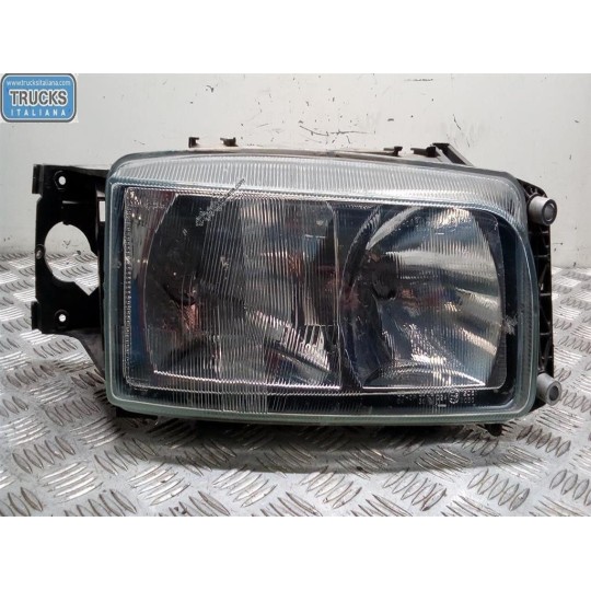 RIGHT HEADLIGHT RENAULT truck Midlum used